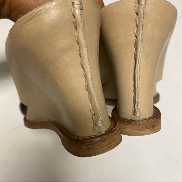 J Jill Women’s Open Toe Criss Cross Strap Wedge Sandals Beige Leather Size 11 - Picture 10 of 16